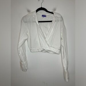 FUTURE COLLECTIVE White Long Sleeve Collared Blouse Size Medium